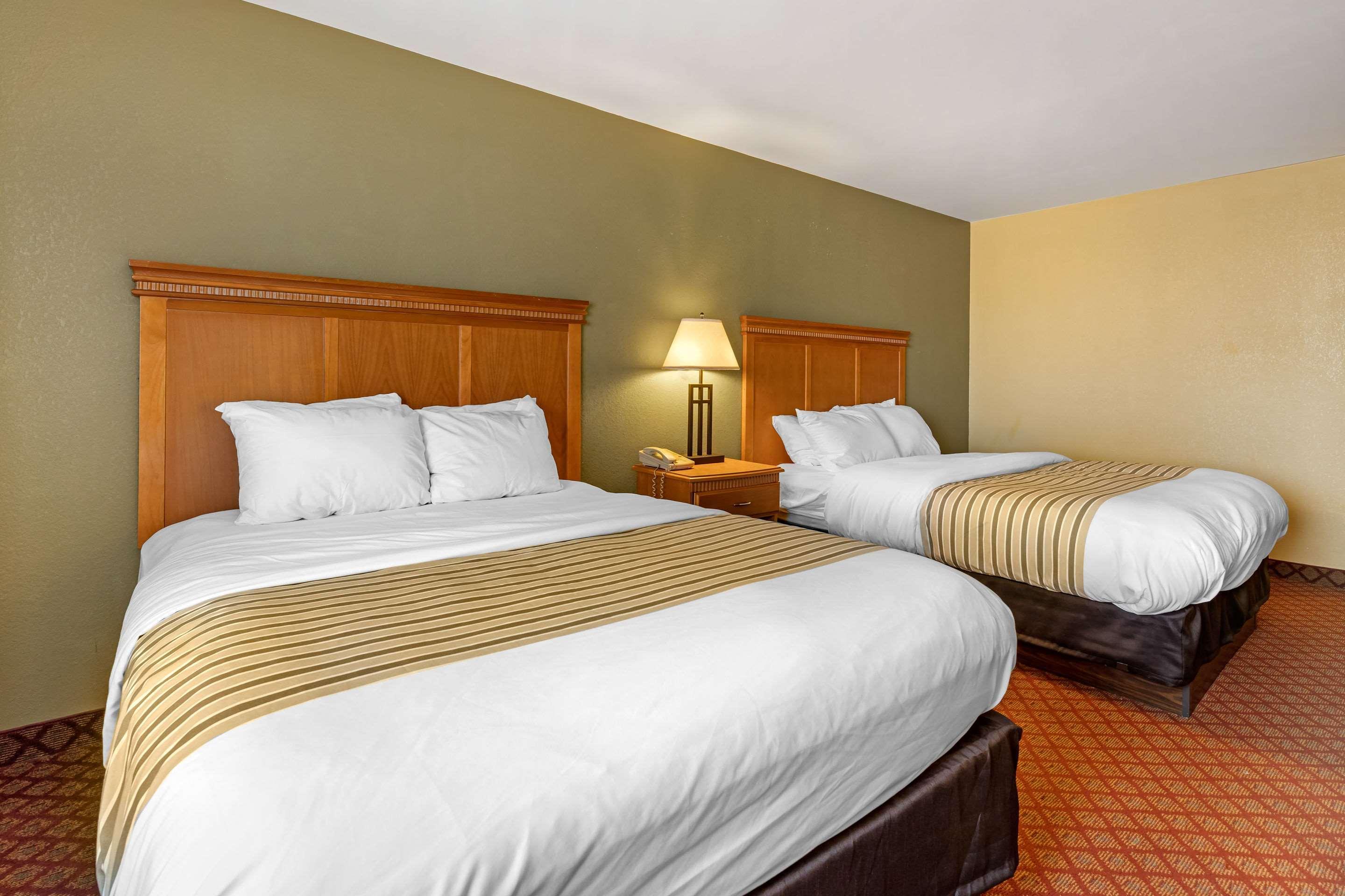 Rodeway Inn 사우스허친슨 외부 사진