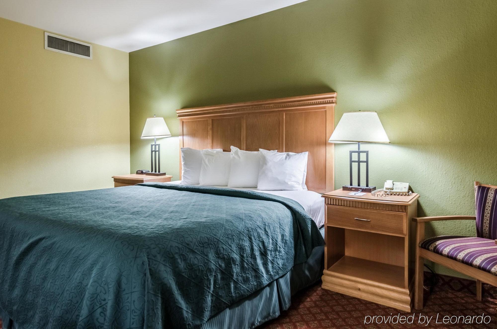 Rodeway Inn 사우스허친슨 외부 사진