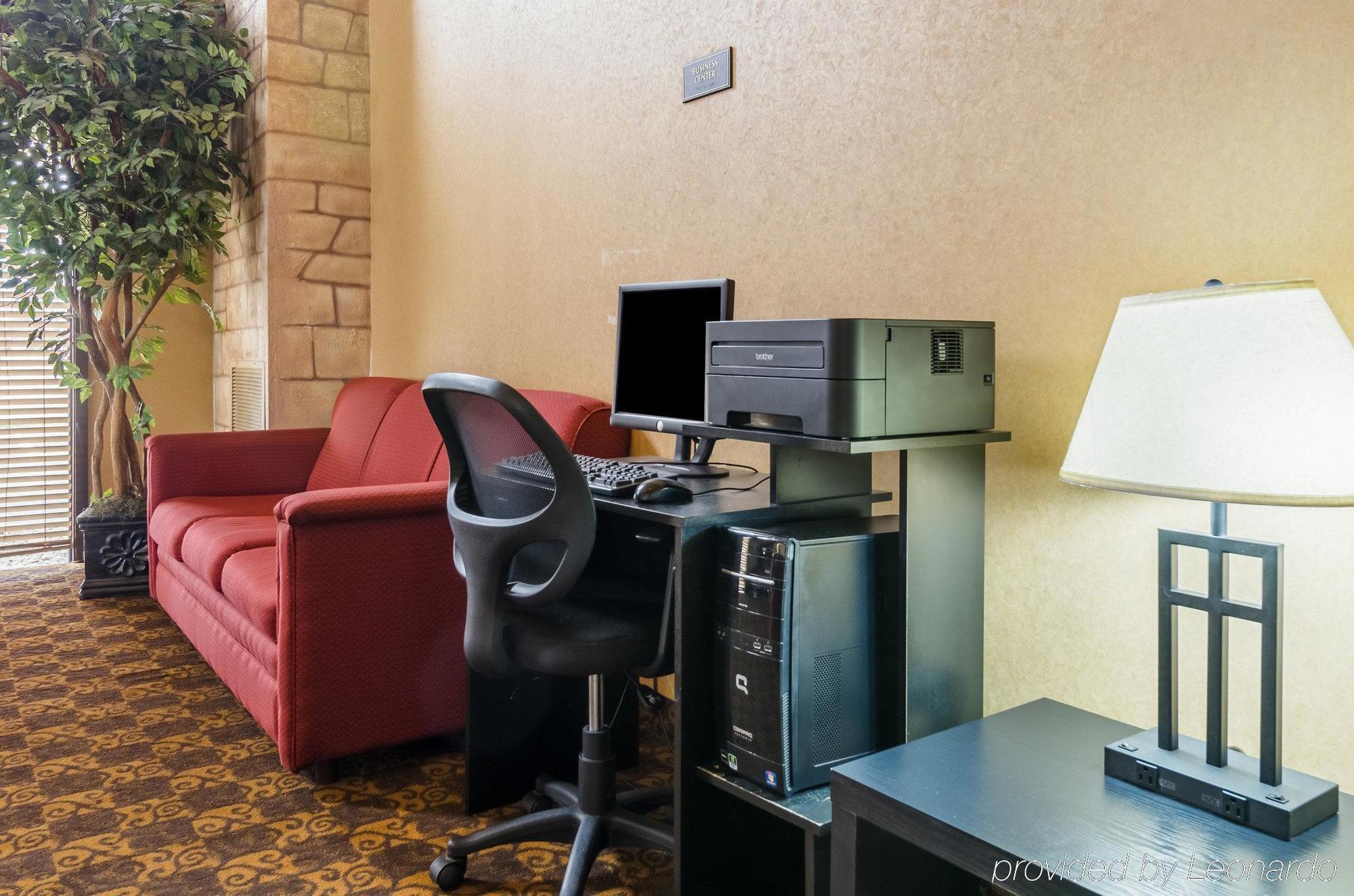 Rodeway Inn 사우스허친슨 외부 사진