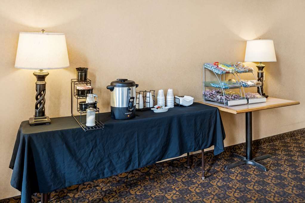 Rodeway Inn 사우스허친슨 레스토랑 사진